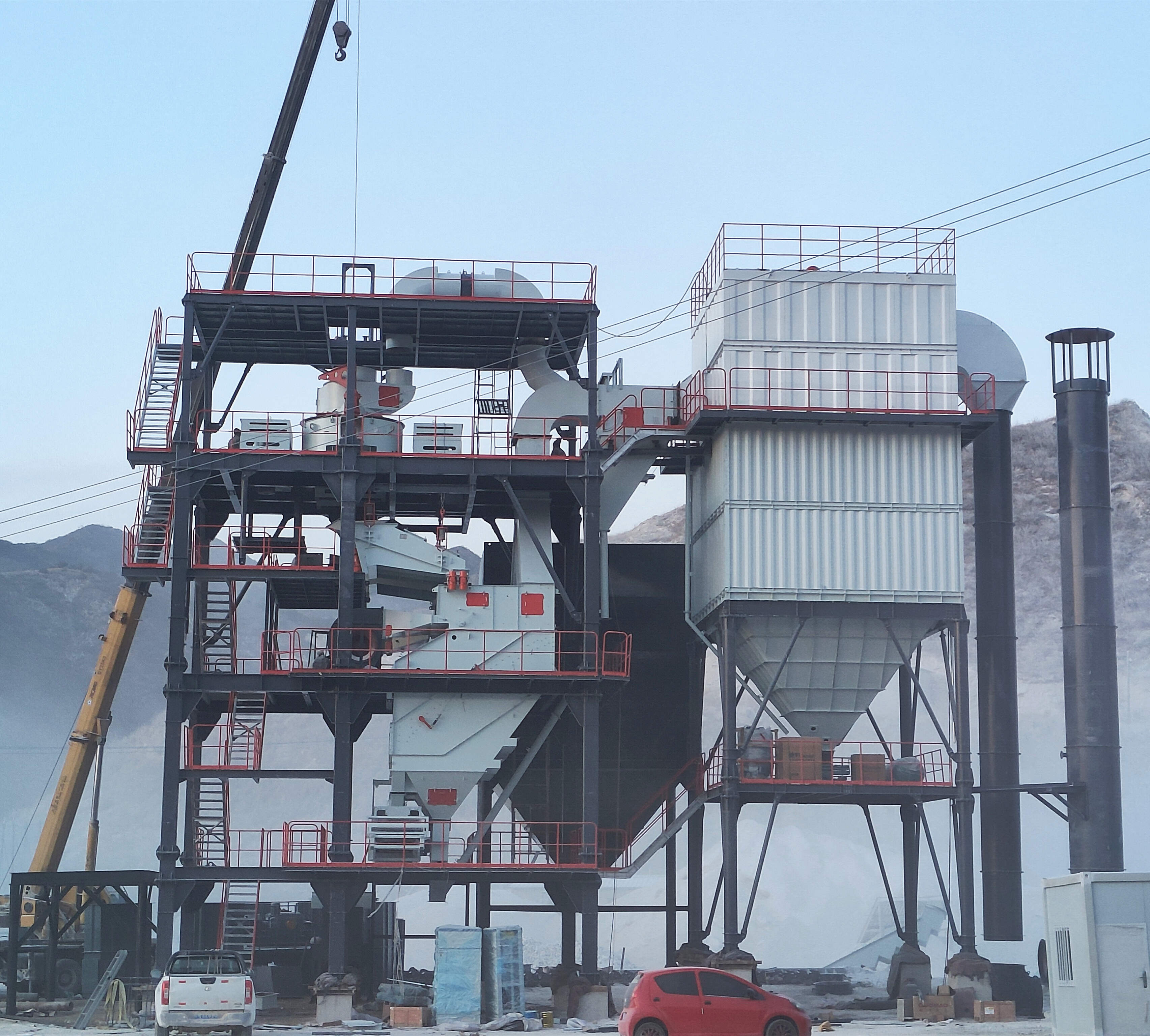 礦山建設(shè)不停？制砂剛需？上這套制砂樓！